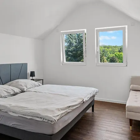 Loftbude Apartament *